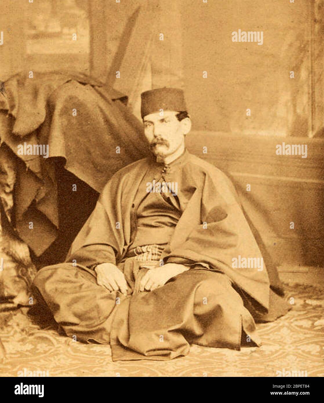 RICHARD BURTON (1821-1890) explorador inglés en algunas de las ropas que  usó para su viaje a la Meca en 1853 Fotografía de stock - Alamy