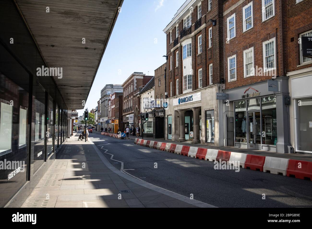 Calles vacías de Richmond sobre la calle alta del Támesis durante el cierre del coronavirus, Gran Londres, Inglaterra, Reino Unido Foto de stock