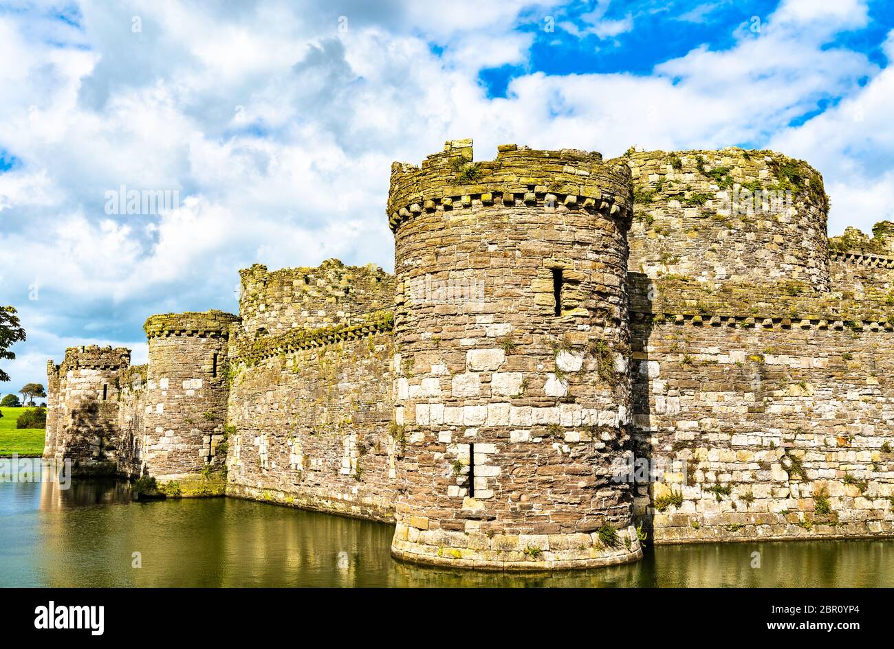 Castillo de Beaumaris en Gales, Reino Unido Foto de stock