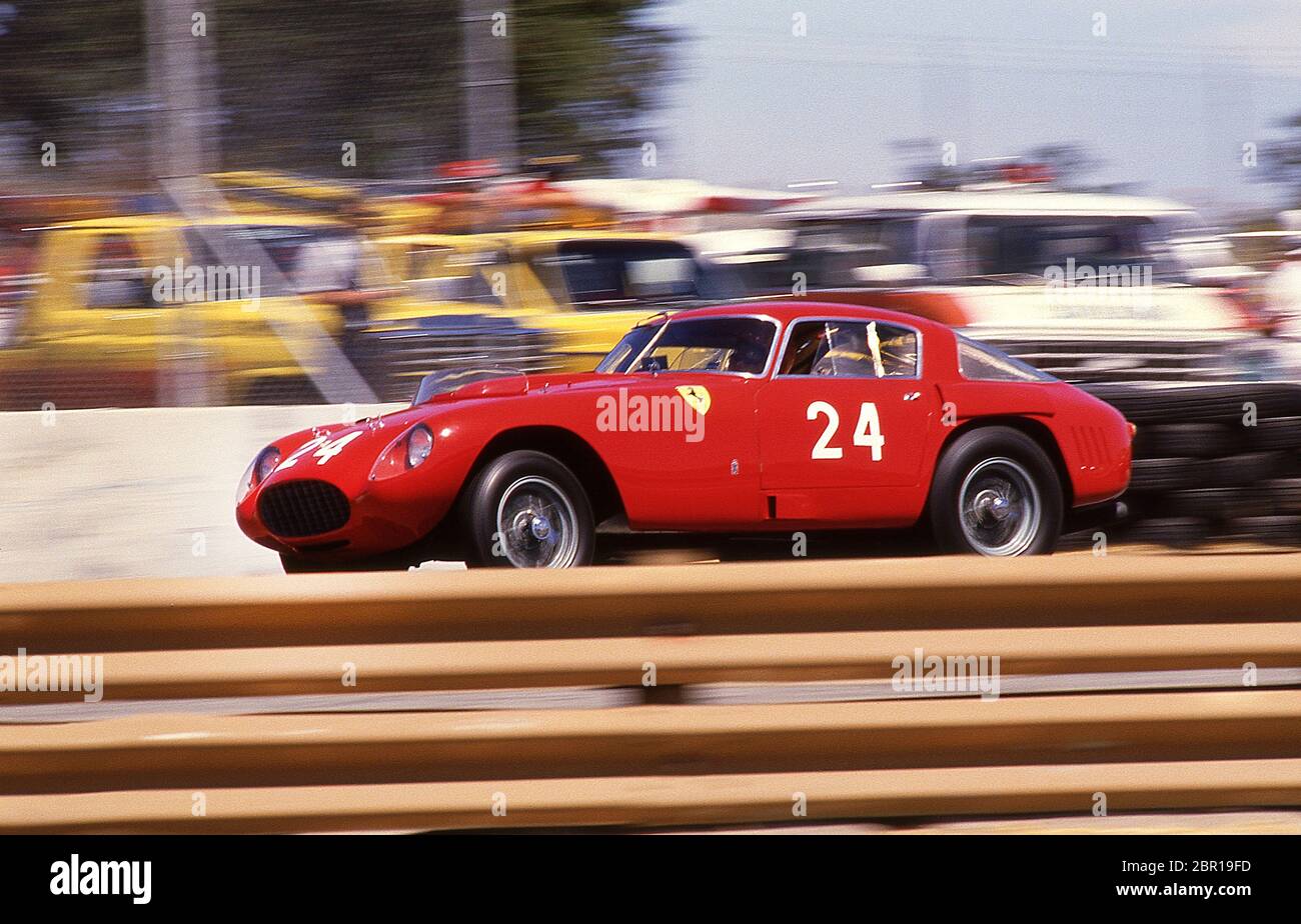 Carreras de autos históricos de Monterey en el circuito de carreras de Laguna seca 1986 Foto de stock