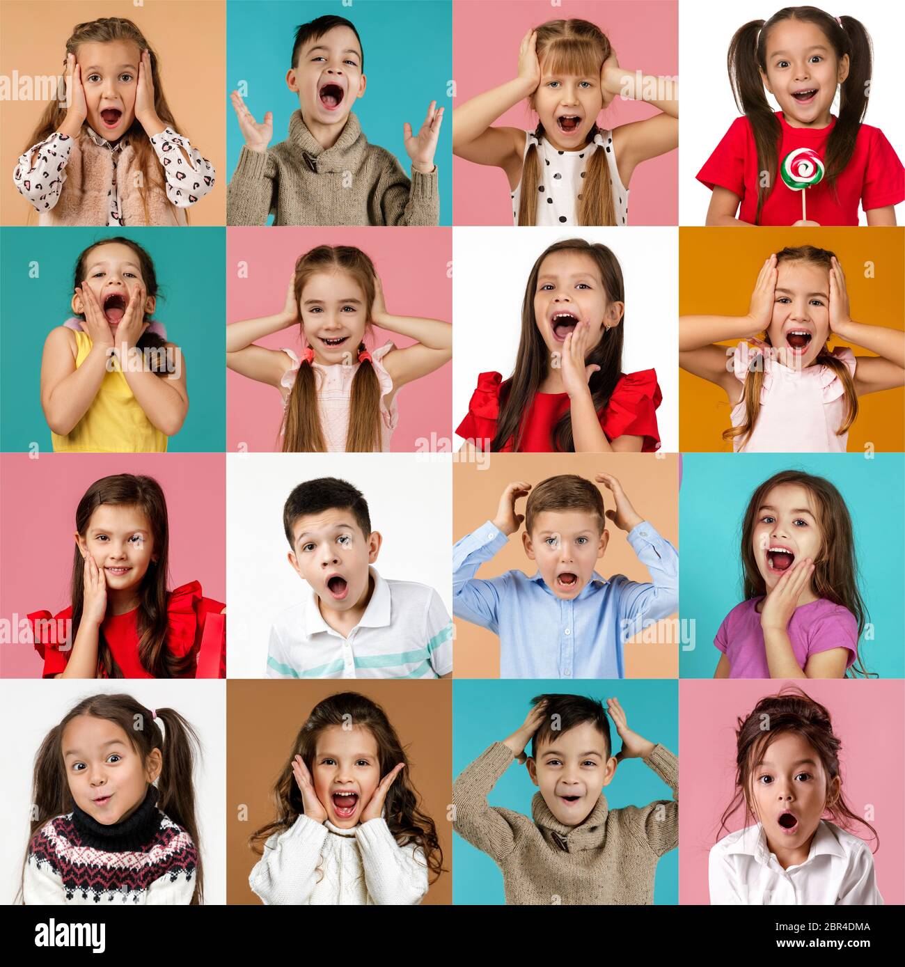 collage de caras felices y sorprendidos de niños. niños chicas y chicos sonriendo expresando diferentes emociones positivas. Emociones humanas, concepto de expresión facial. Foto de stock