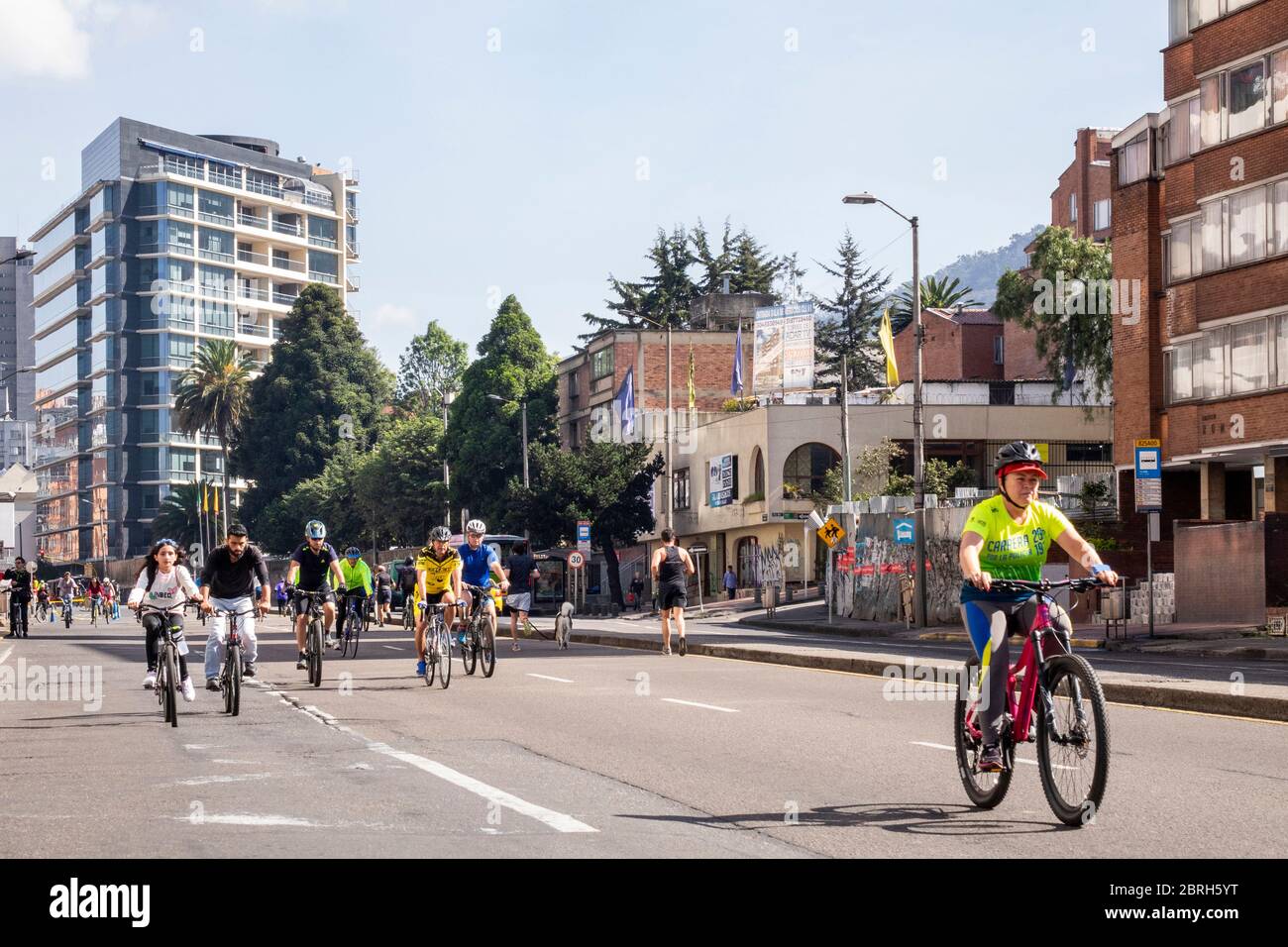 Bogota bike fotografías e imágenes de alta resolución - Alamy