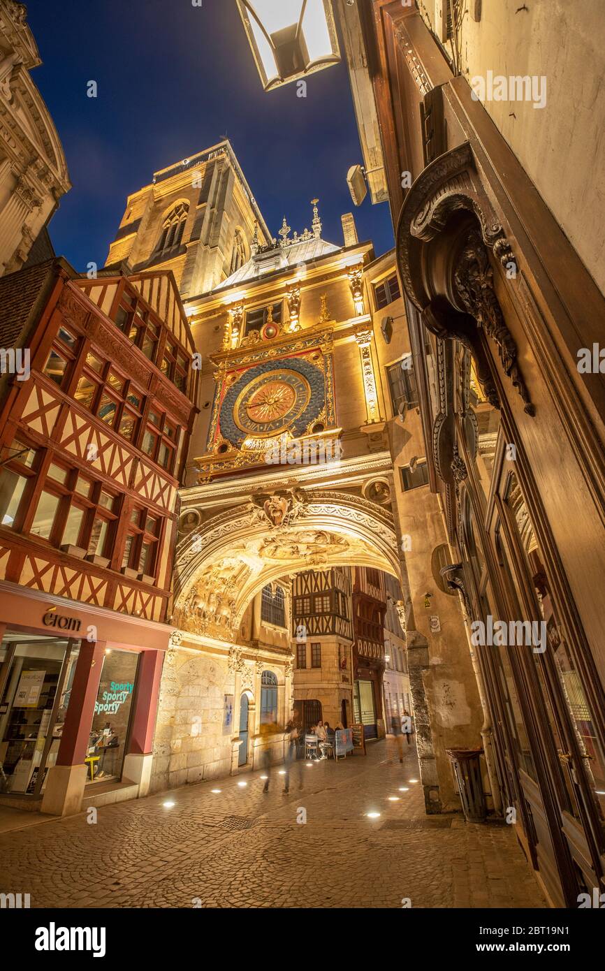 Reloj medieval, Rouen, Francia Foto de stock
