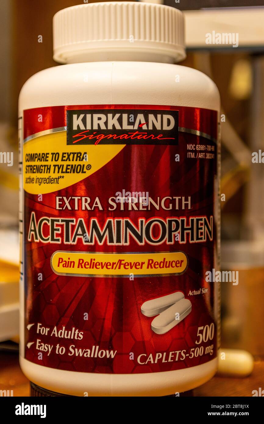 Una botella grande de la Marca Kirkland de Costco de paracetamol de