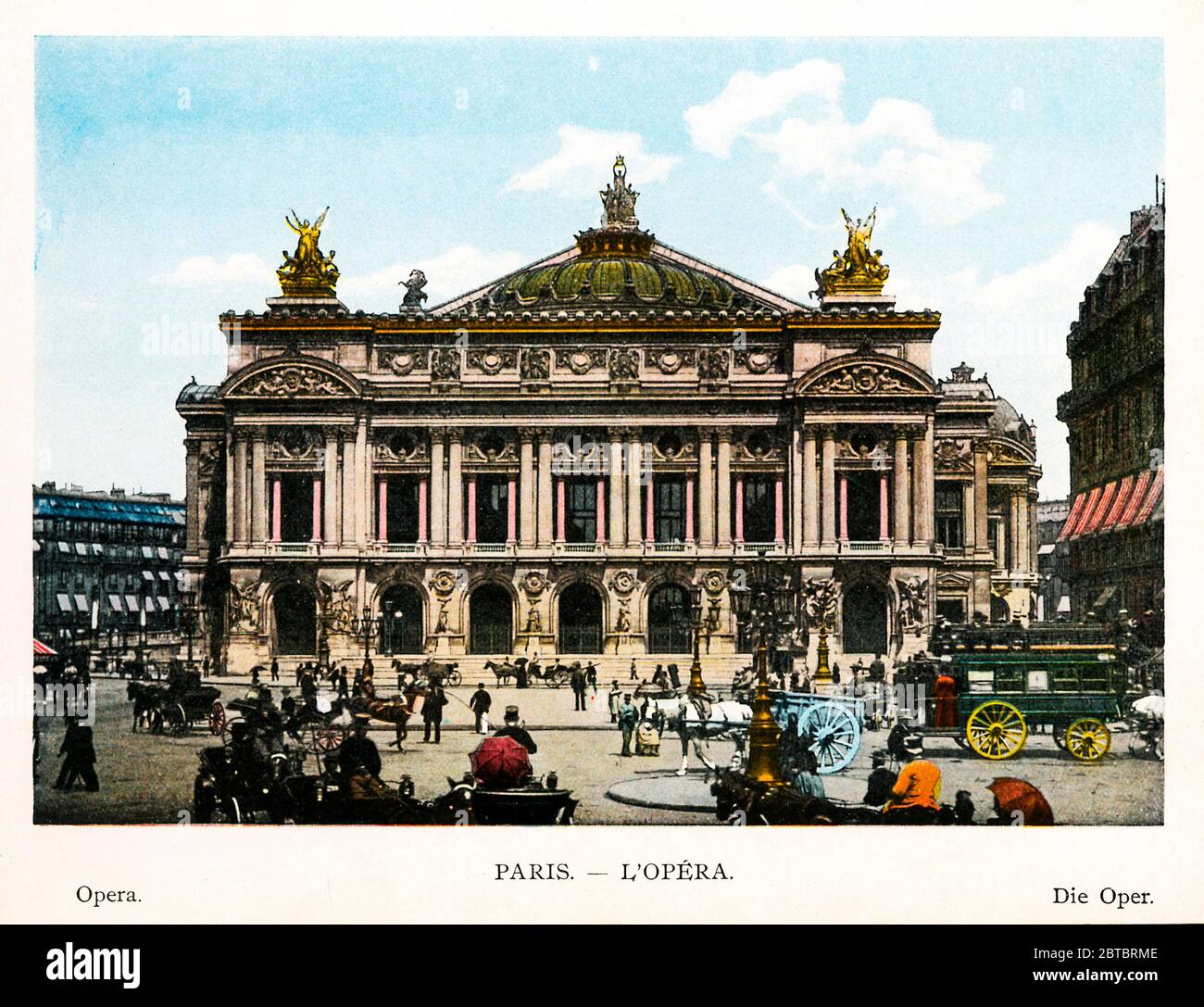 L'Opéra, París 1900 Fotografía a color de la ópera parisina, el Palacio Garnier, construido por Napoleón III y terminado en 1875 Foto de stock