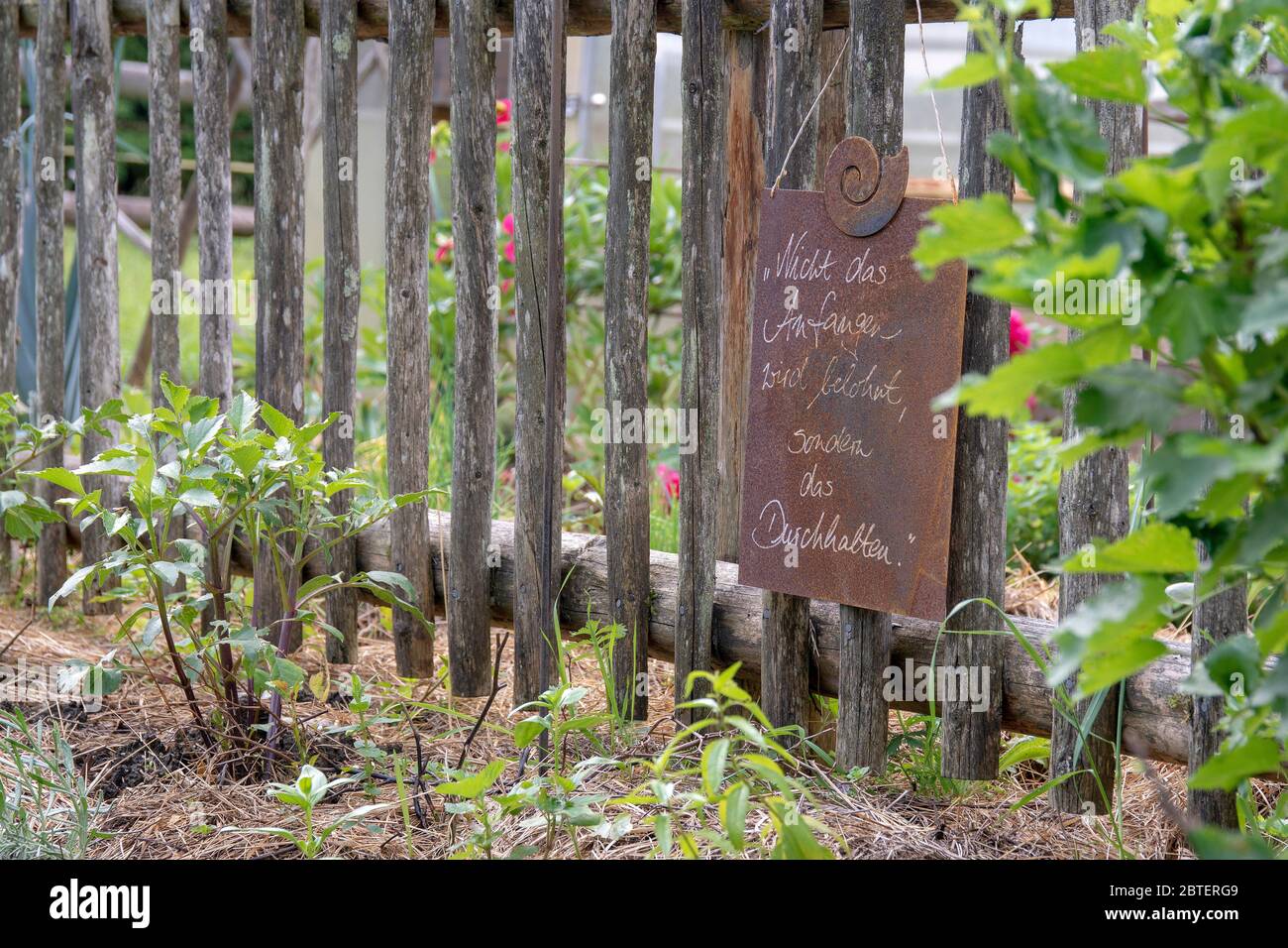 Gartenzaun Fotos e Imágenes de stock Alamy