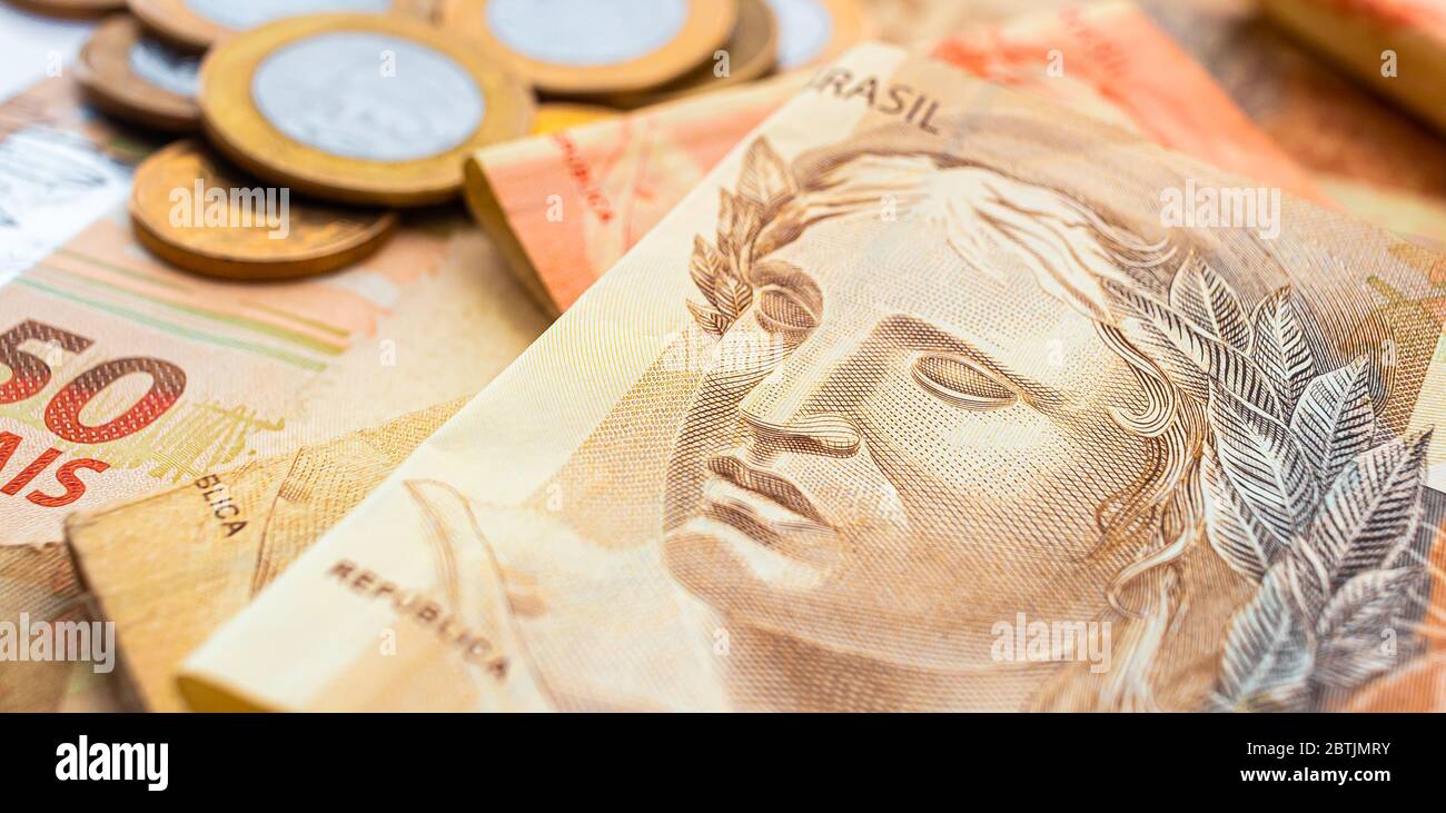 Moneda real, dinero de brasil. Billetes y monedas brasileñas. Dinheiro