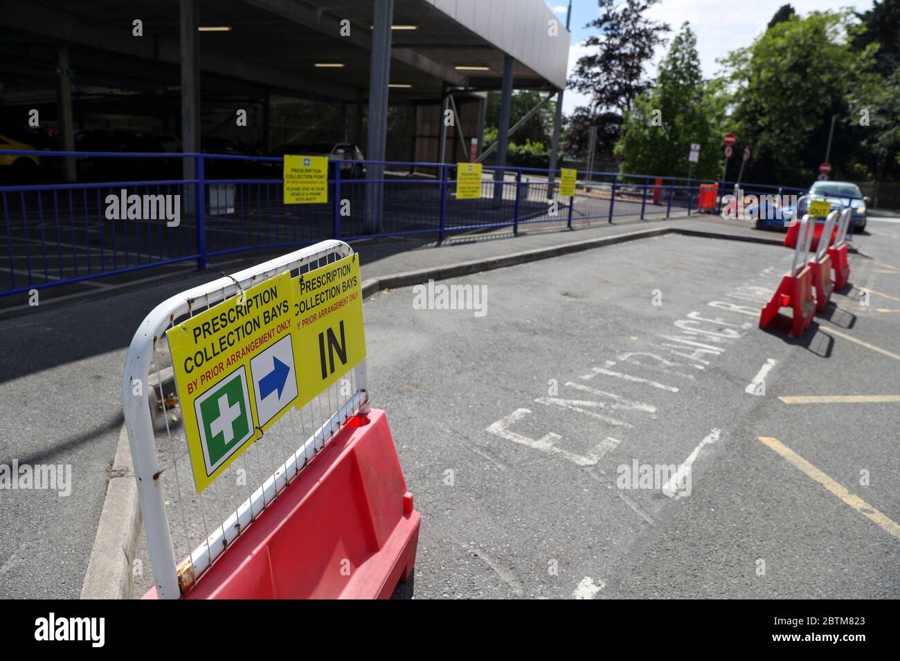 Un área de recolección de recetas en el Hospital Frimley Park en Surrey. Fecha del cuadro: 22/5/2020. Foto de stock