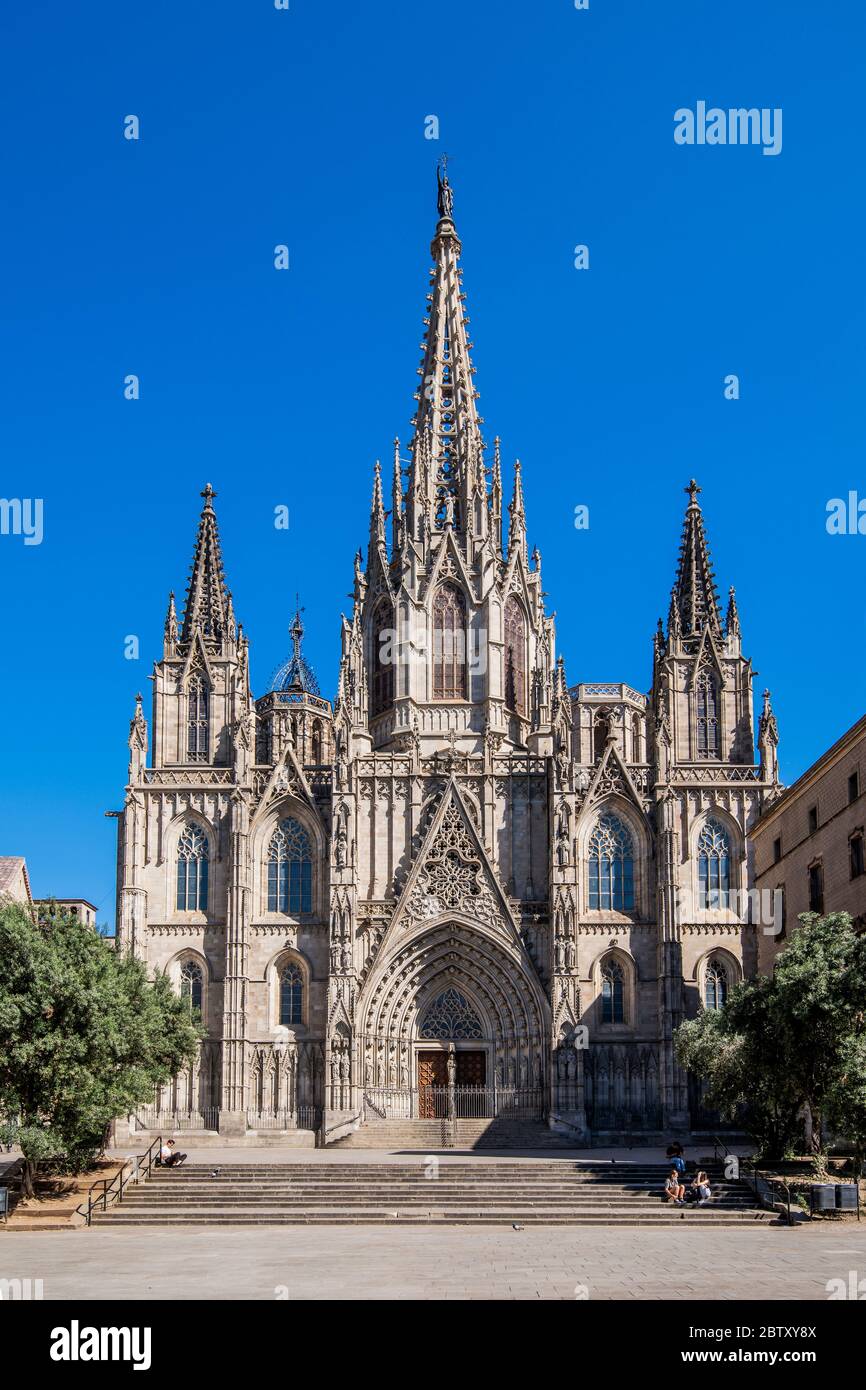 Catedral de la Santa Cruz y Santa Eulalia, Barcelona, Cataluña, España Foto de stock