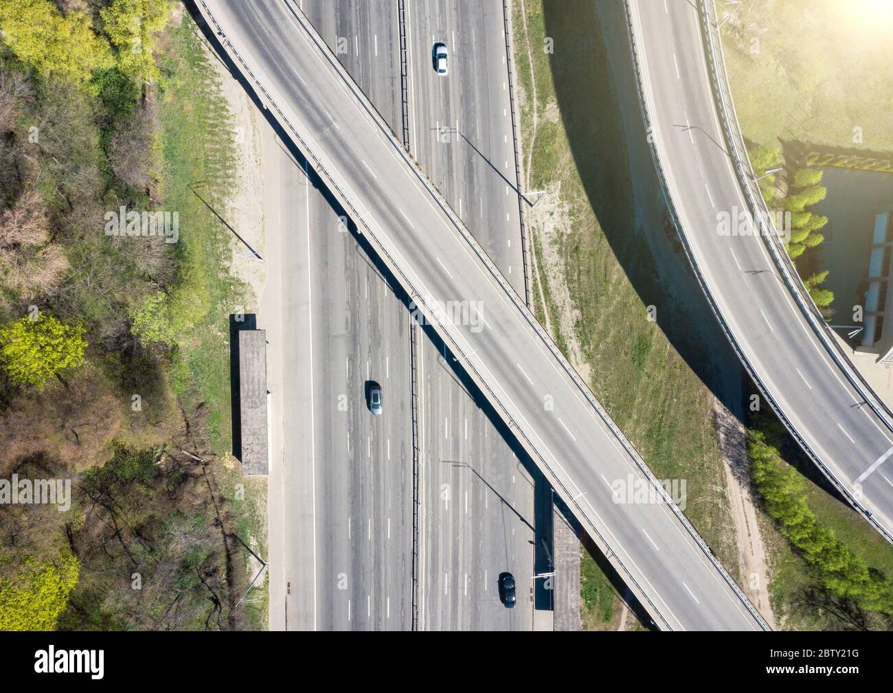 Carretera de la ciudad y cruce, vista aérea Foto de stock