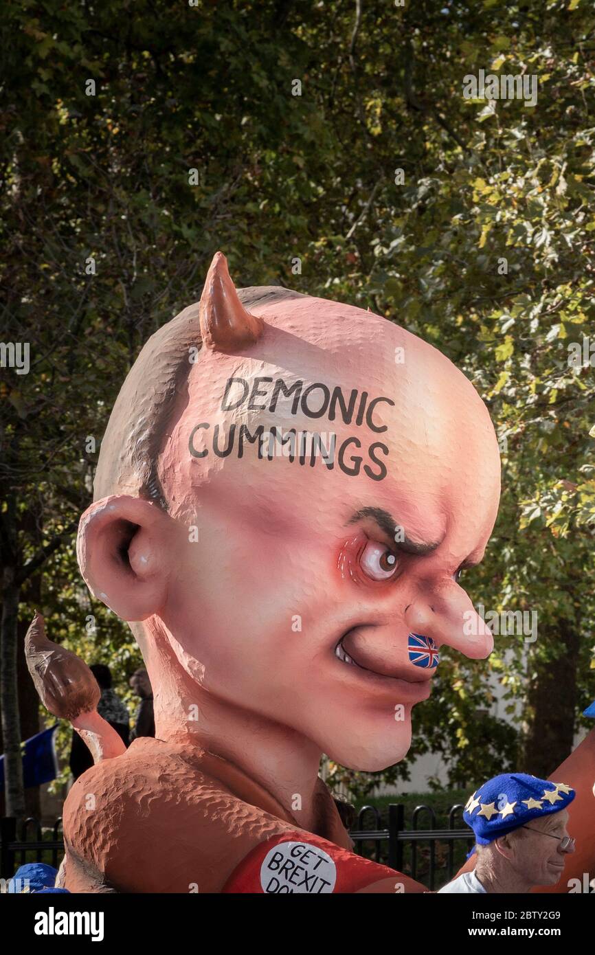 Dom Cummings títere de la marcha anti-Brexit Foto de stock