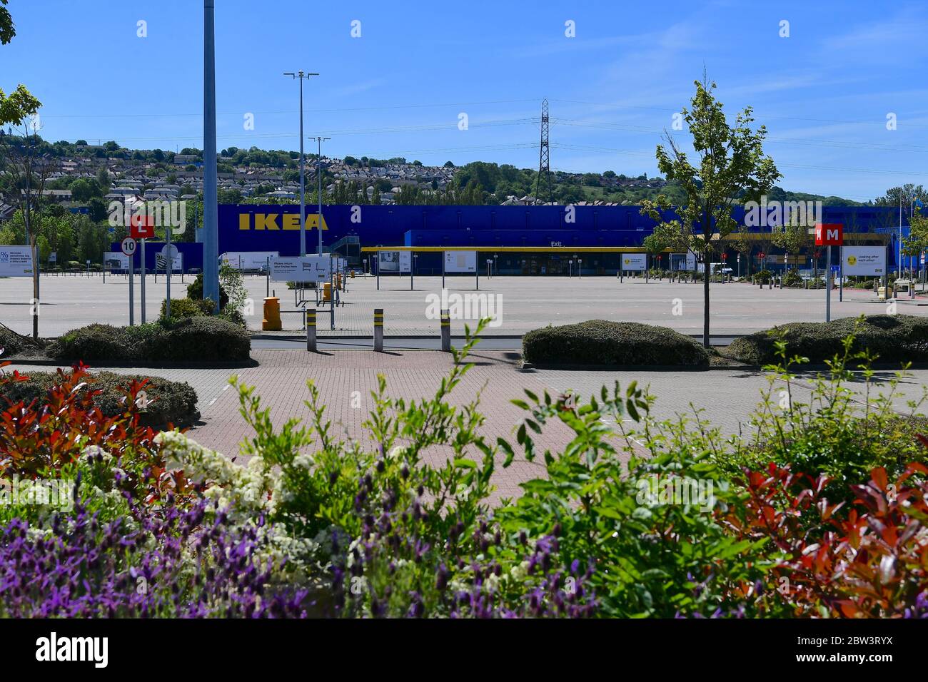 IKEA Gateshead se imaginaba preparándose con señales de distanciamiento