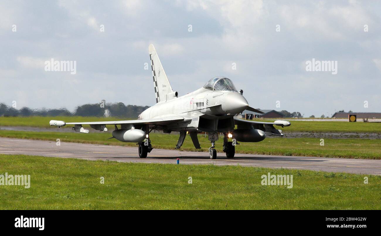 Eurofighter Typhoon, 37-12, de 37 Stormo, Fuerza Aérea Italiana en RAF Waddington durante la Excercise Cobra Warrior, Waddington, Reino Unido, 4 de septiembre Foto de stock