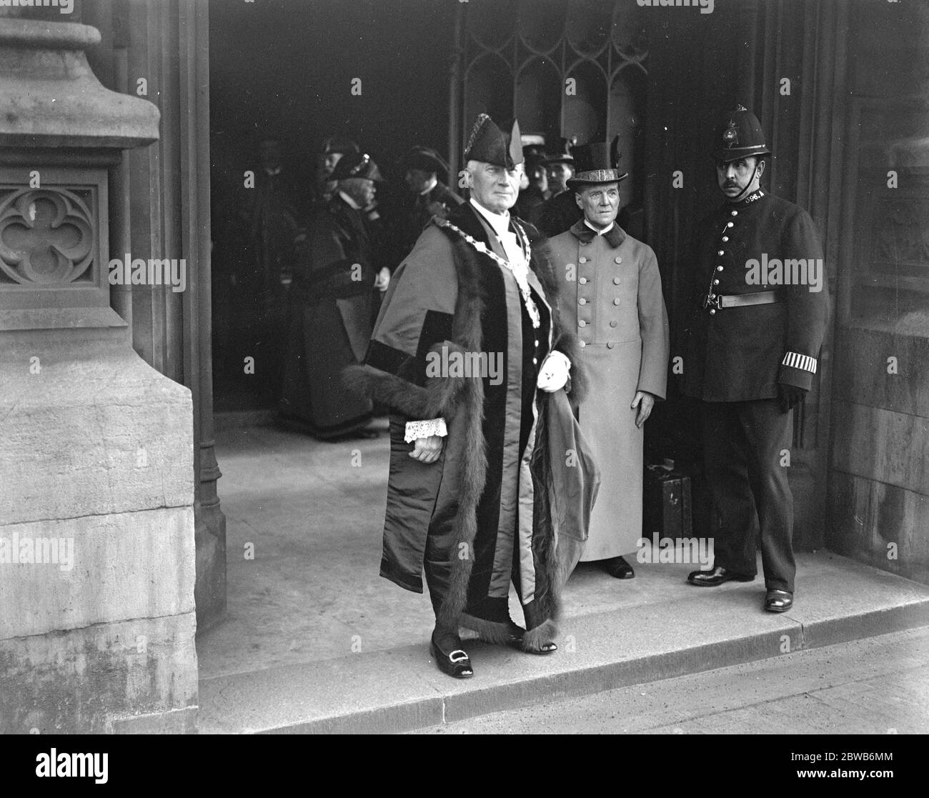 Sir Alfred Bowyer, el Alcalde electo, noviembre de 1924 Foto de stock