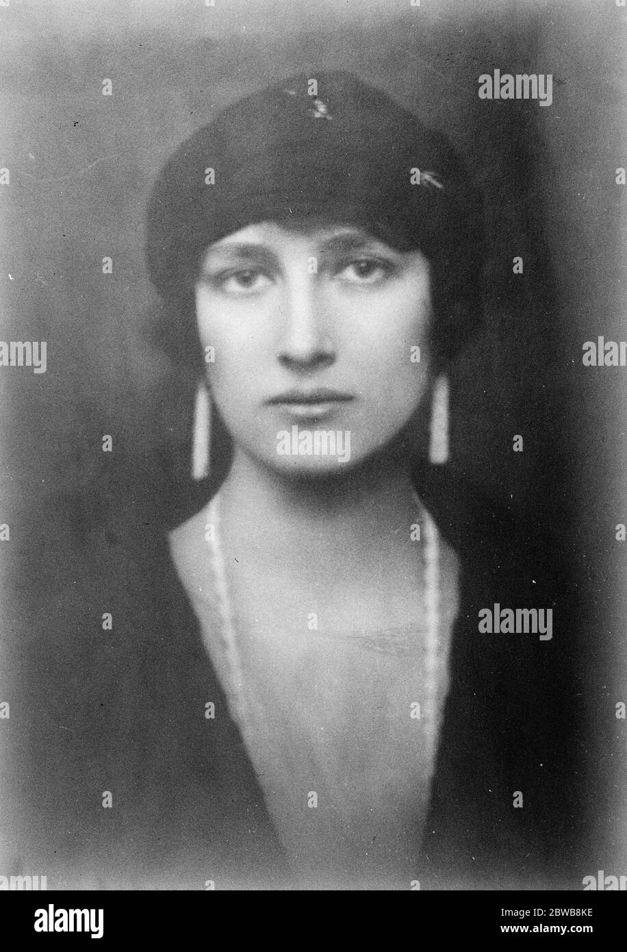 La princesa más bonita de Suecia para visitar Torquay. La princesa Martha de Suecia está a punto de visitar Torquay, siguiendo el Consejo de sus mejores amigos, la princesa de la Corona de Suecia ( Lady Louise Mountbatten ). 7 de febrero de 1925 Foto de stock