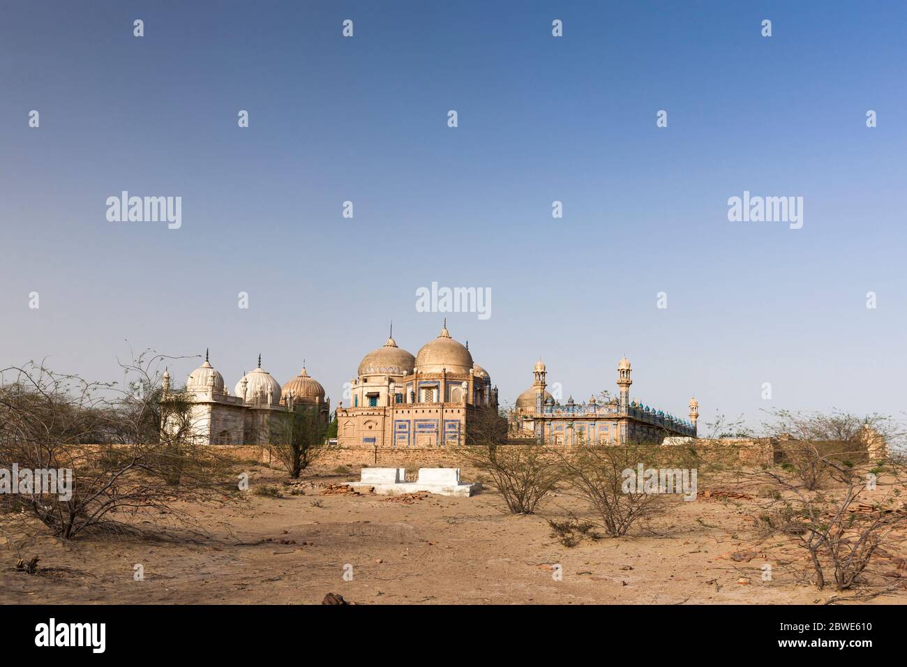 Cementerio Real de Derawar Fort, Derawar, distrito de Bahawalpur, provincia de Punjab, Pakistán, Asia del Sur, Asia Foto de stock