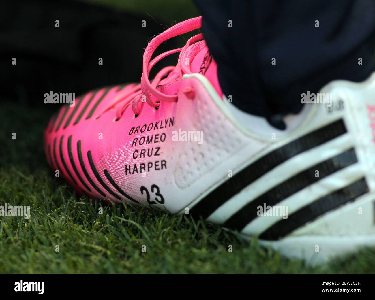 نتيجة القياس ريادي botas adidas beckham blancas - almahmoodgroup.com