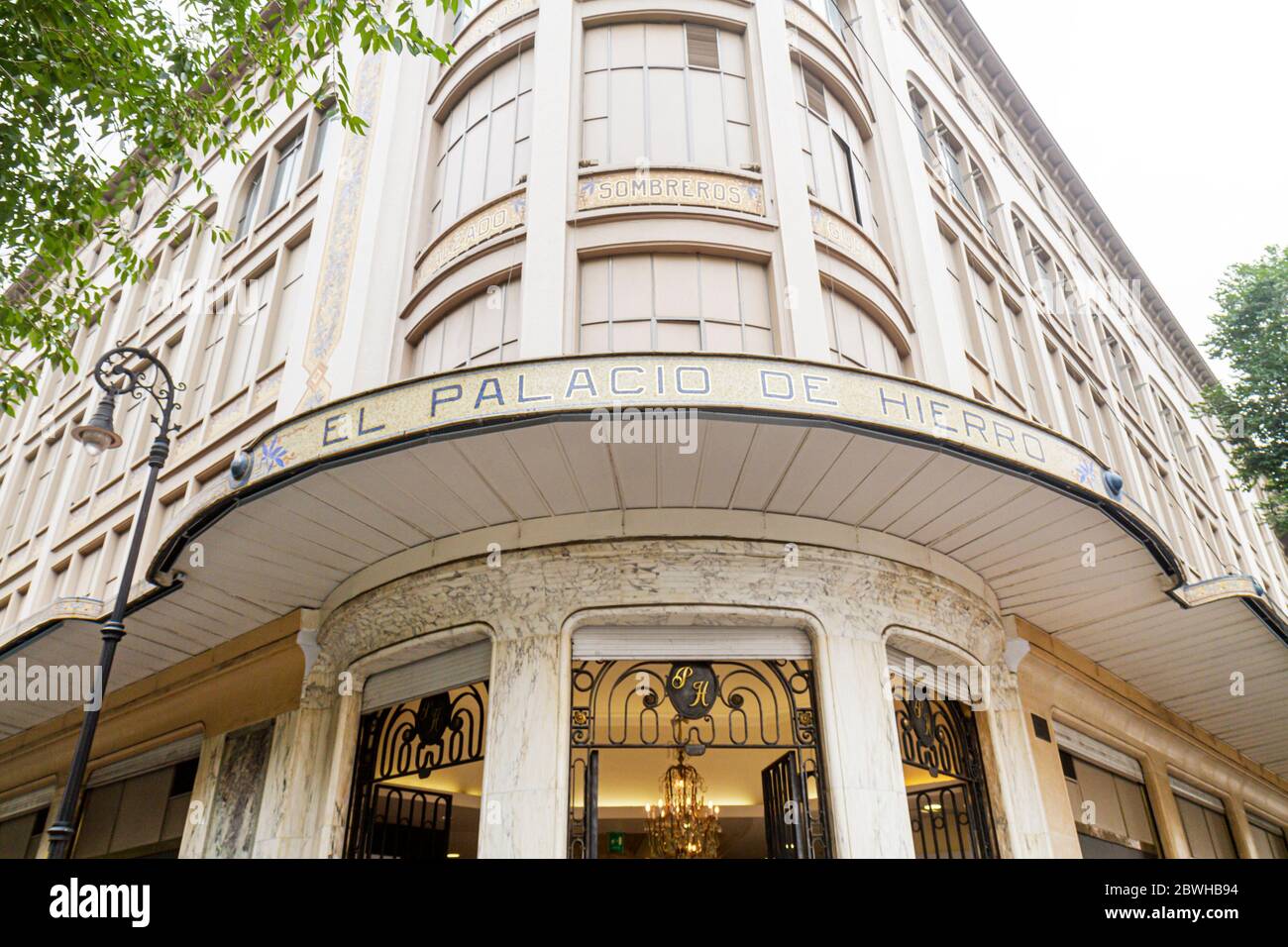 Ciudad de México,DF México,Distrito Federal,Distrito Federal,Cuauhtemoc, Centro histórico,20 de Noviembre,El Palacio de Hierro,shopping sho sho  Fotografía de stock - Alamy