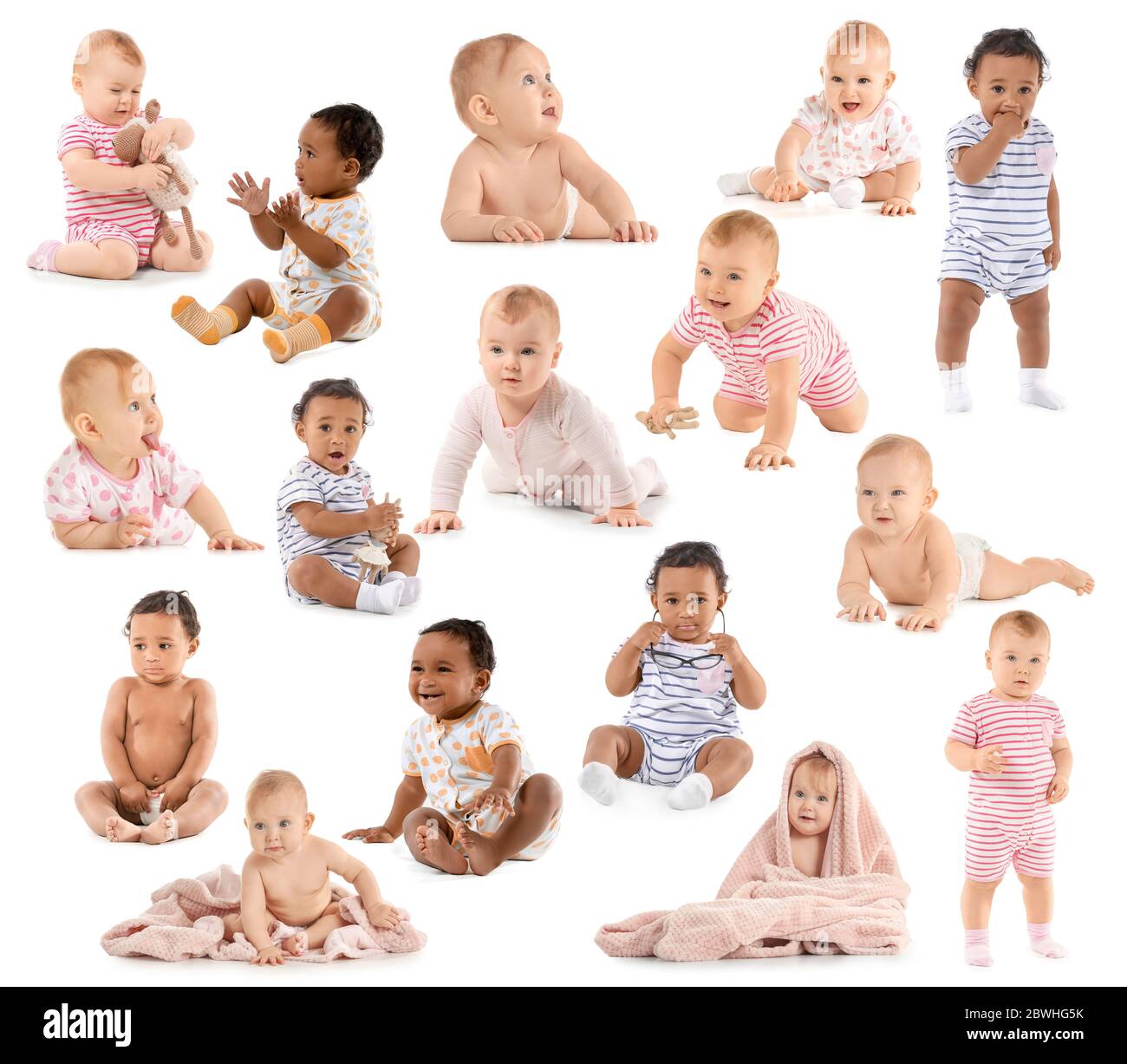 Collage con pequeños bebés bonitos sobre fondo blanco Fotografía de stock -  Alamy