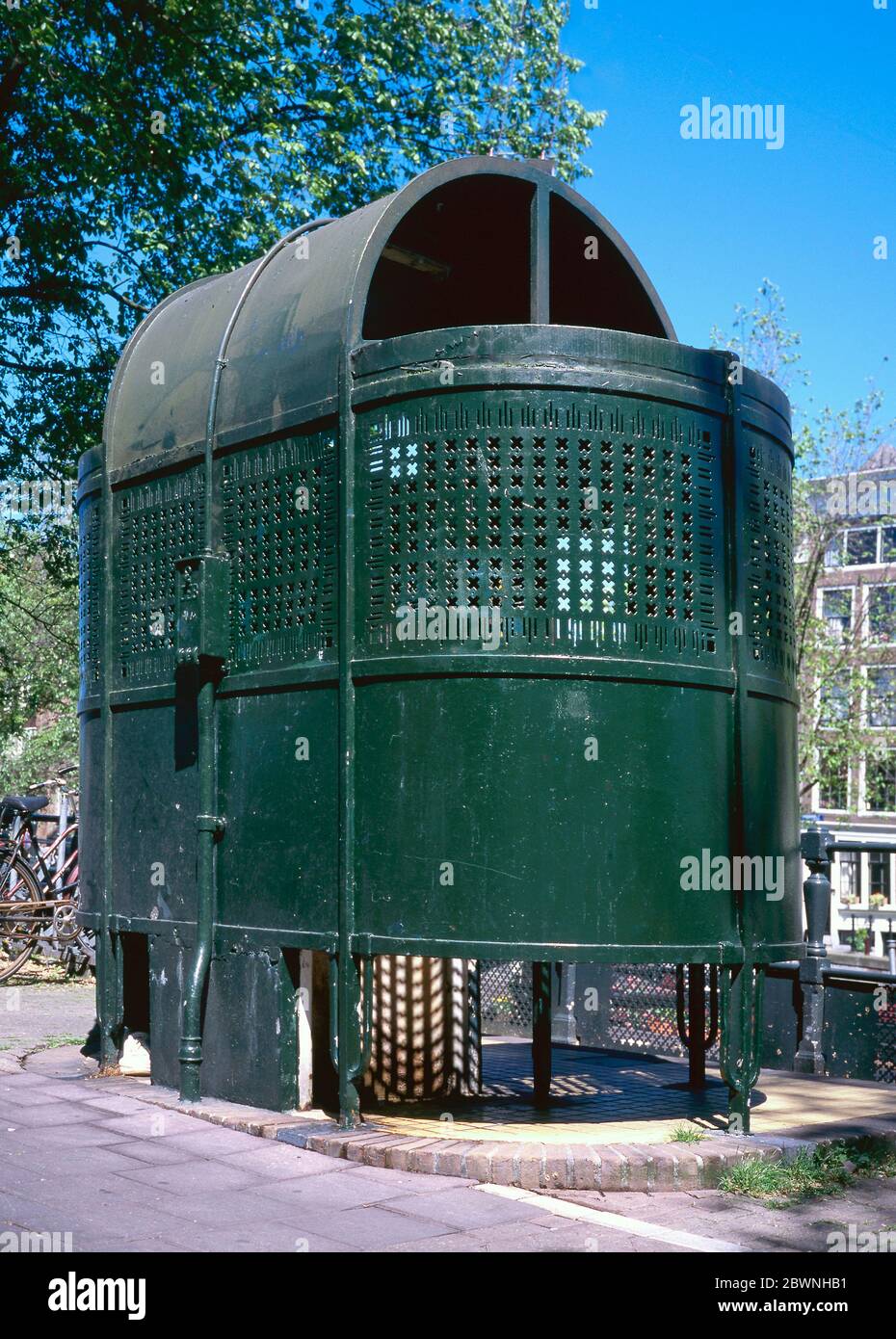 Amsterdam public toilet netherlands europe fotografías e imágenes de alta  resolución - Alamy