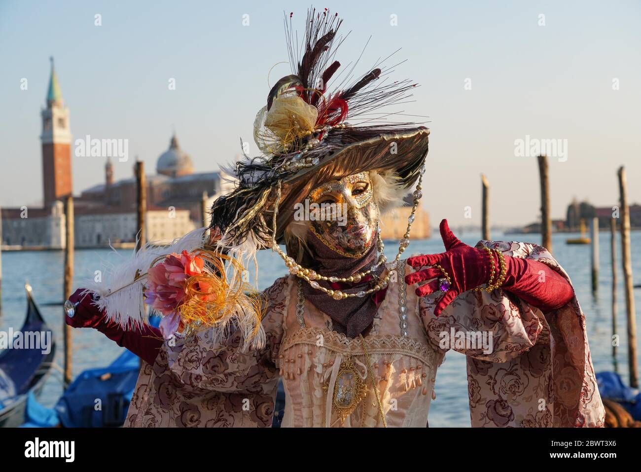 Máscaras en el Carnaval de Venecia, en la Plaza de San Marcos, en Venecia, Véneto, Italia, Europa Foto de stock