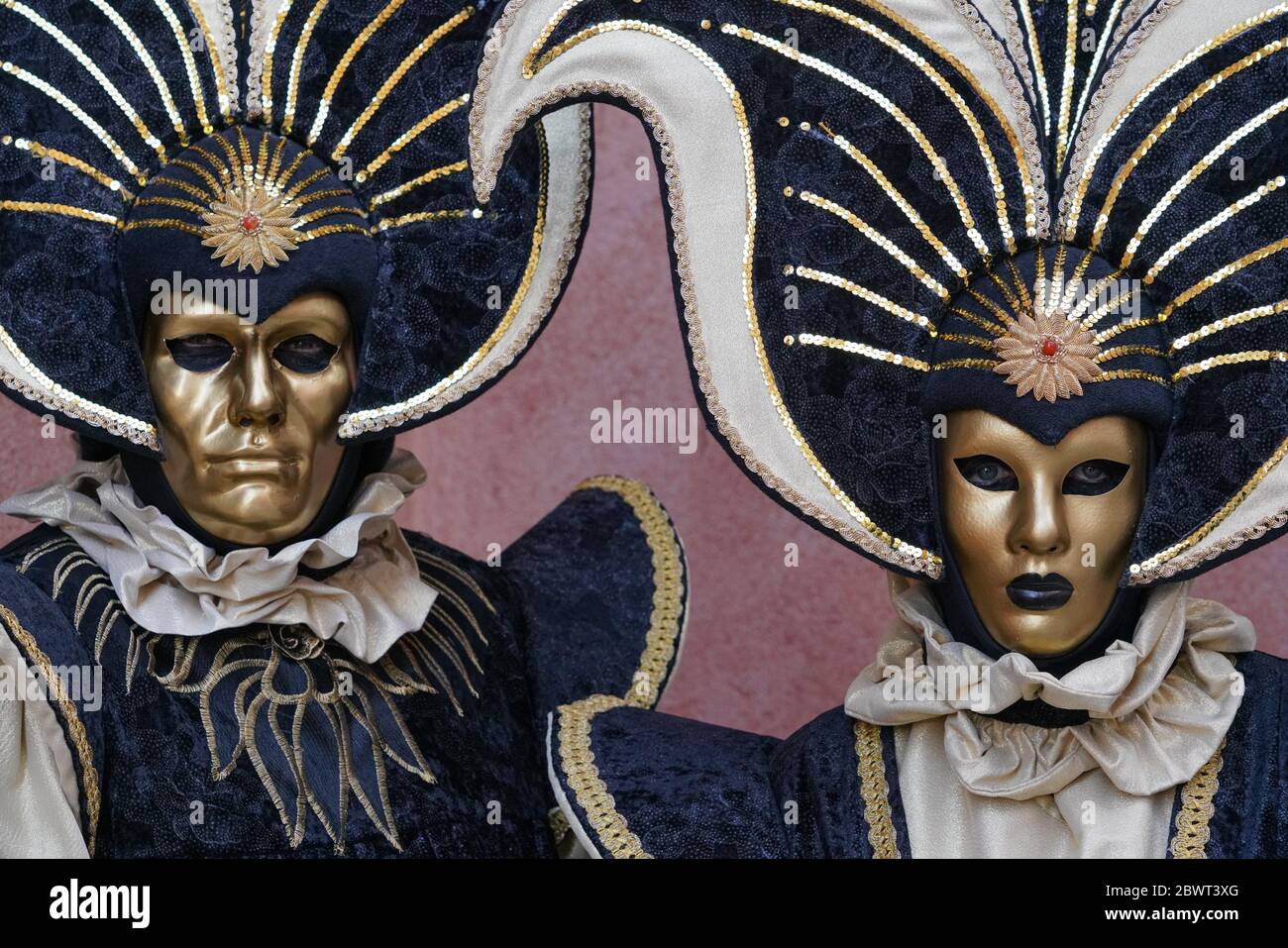 Máscaras en el Carnaval de Venecia, en la Plaza de San Marcos, en Venecia, Véneto, Italia, Europa Foto de stock