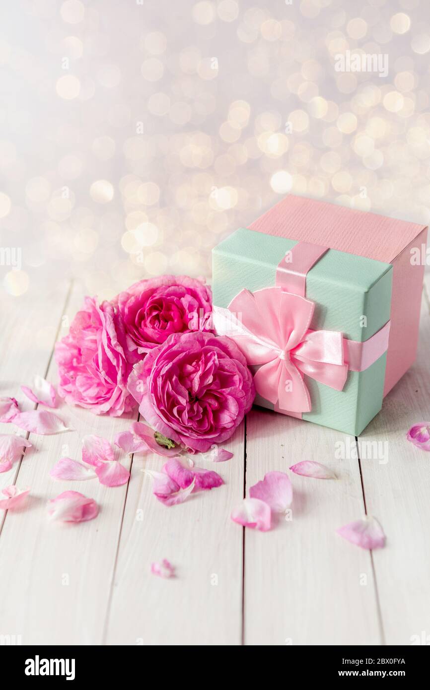 Elegante Caja de regalo San Valentín Foto Cuadro Rose novia presente de la  mujer la fiesta de cumpleaños de Regalo para mamá regalos de boda - China  Caja de regalo y Cuadro