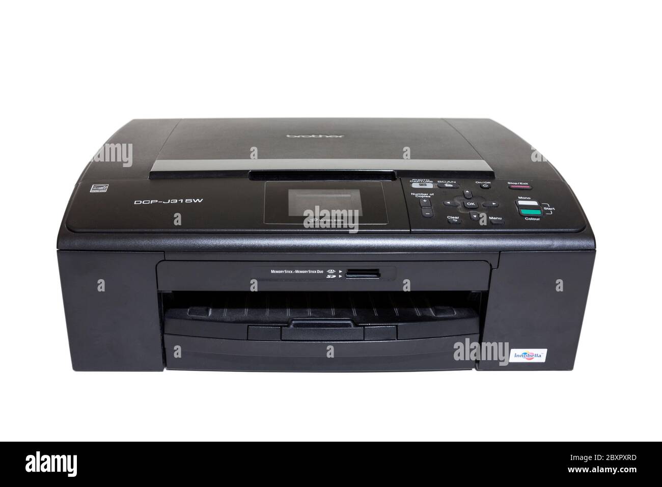 Una impresora y escáner de color Brother DCP-J315W antiguos y usados o un dispositivo multifunción (MFD) para uso doméstico o en oficinas pequeñas Foto de stock