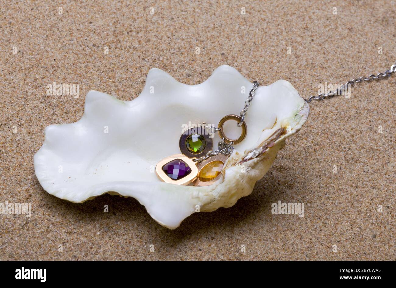 Small Clam Sea Shell With Pearl Pendant 14k Gold Charm & Chain Oyster Perla  Oro