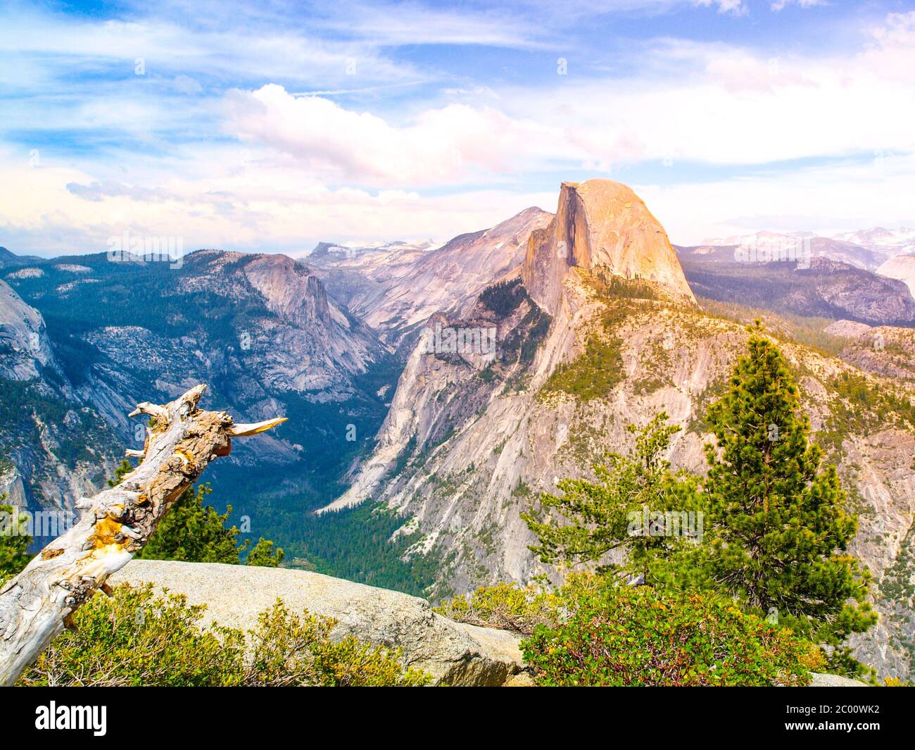 Parque Nacional Yosemite y Half Dome, California, Estados Unidos Foto de stock