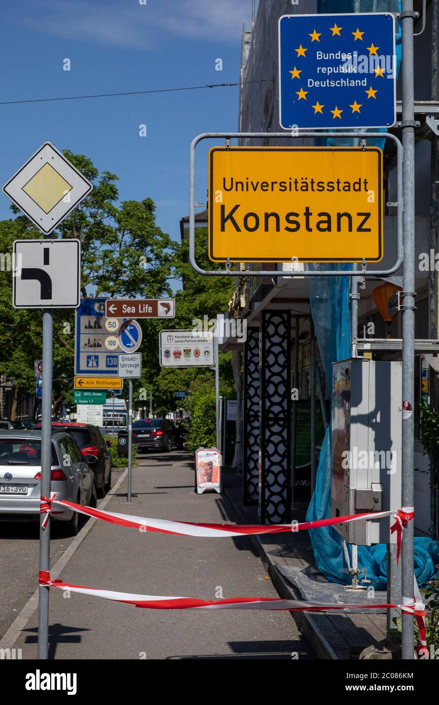 Wegen der Ausbreitung des Corona-virus haben die Schweiz und Deutschland ihre Grenzen geschlossen. Konstanz, 09.05.2020 Foto de stock