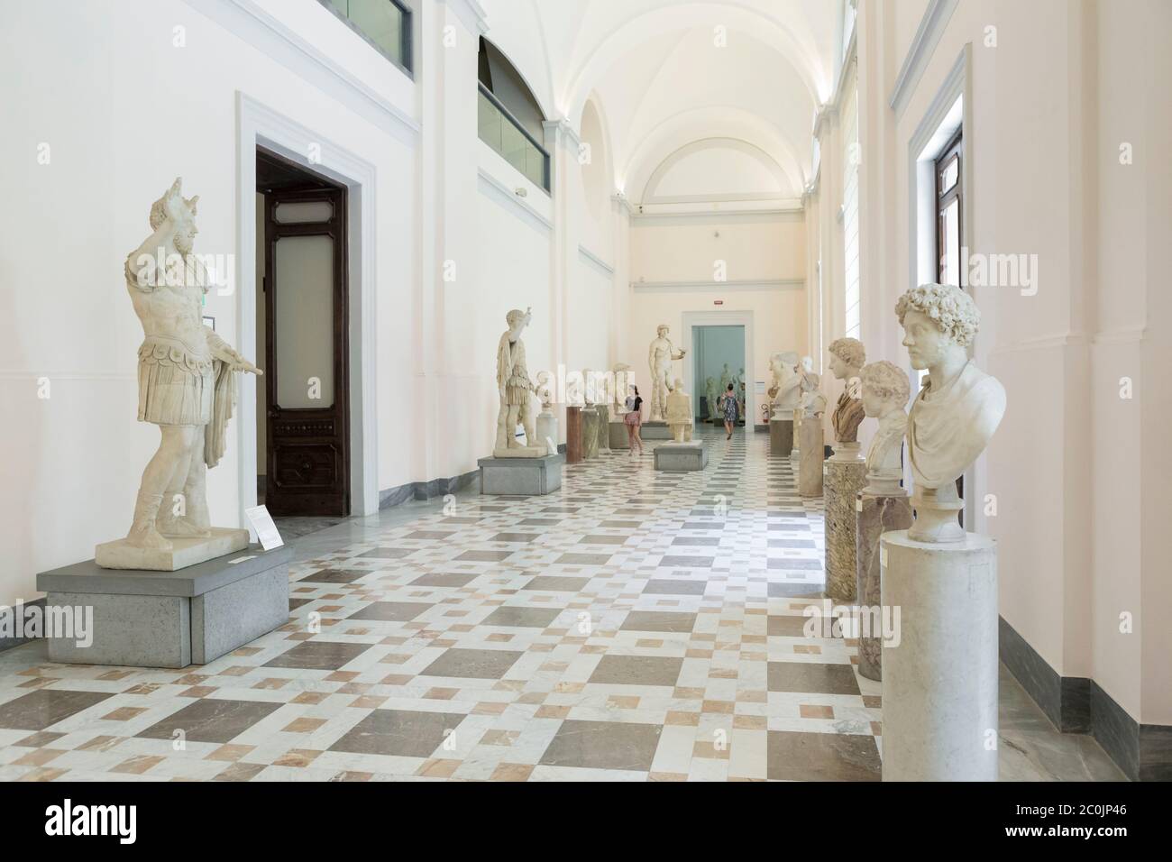 El museo arqueológico nacional, interior, Nápoles, Italia Foto de stock