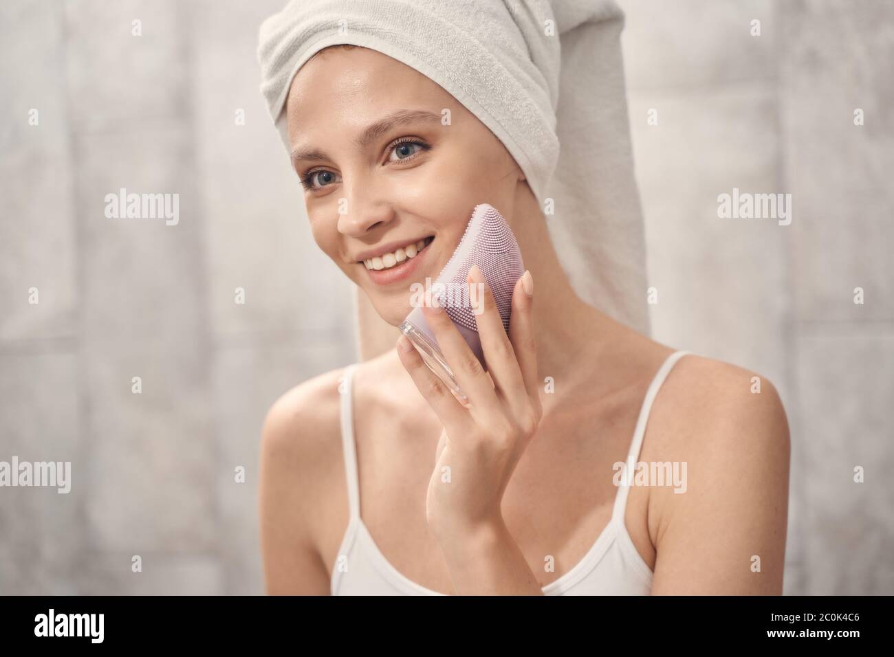 Cepillo Sónico de Limpieza Facial
