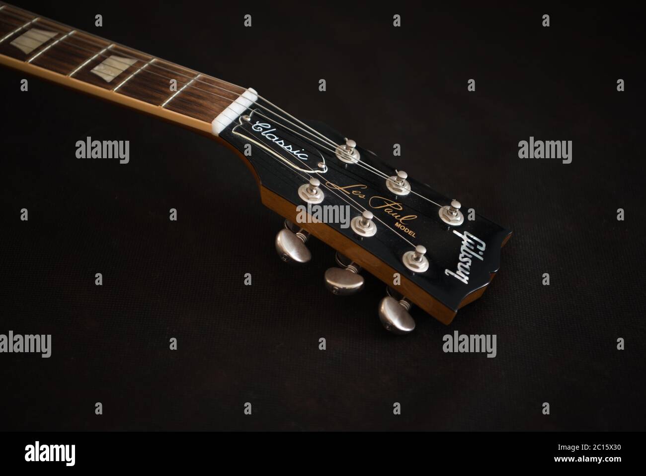 Gibson les paul guitarra eléctrica clásica fotografías e imágenes de alta  resolución - Alamy