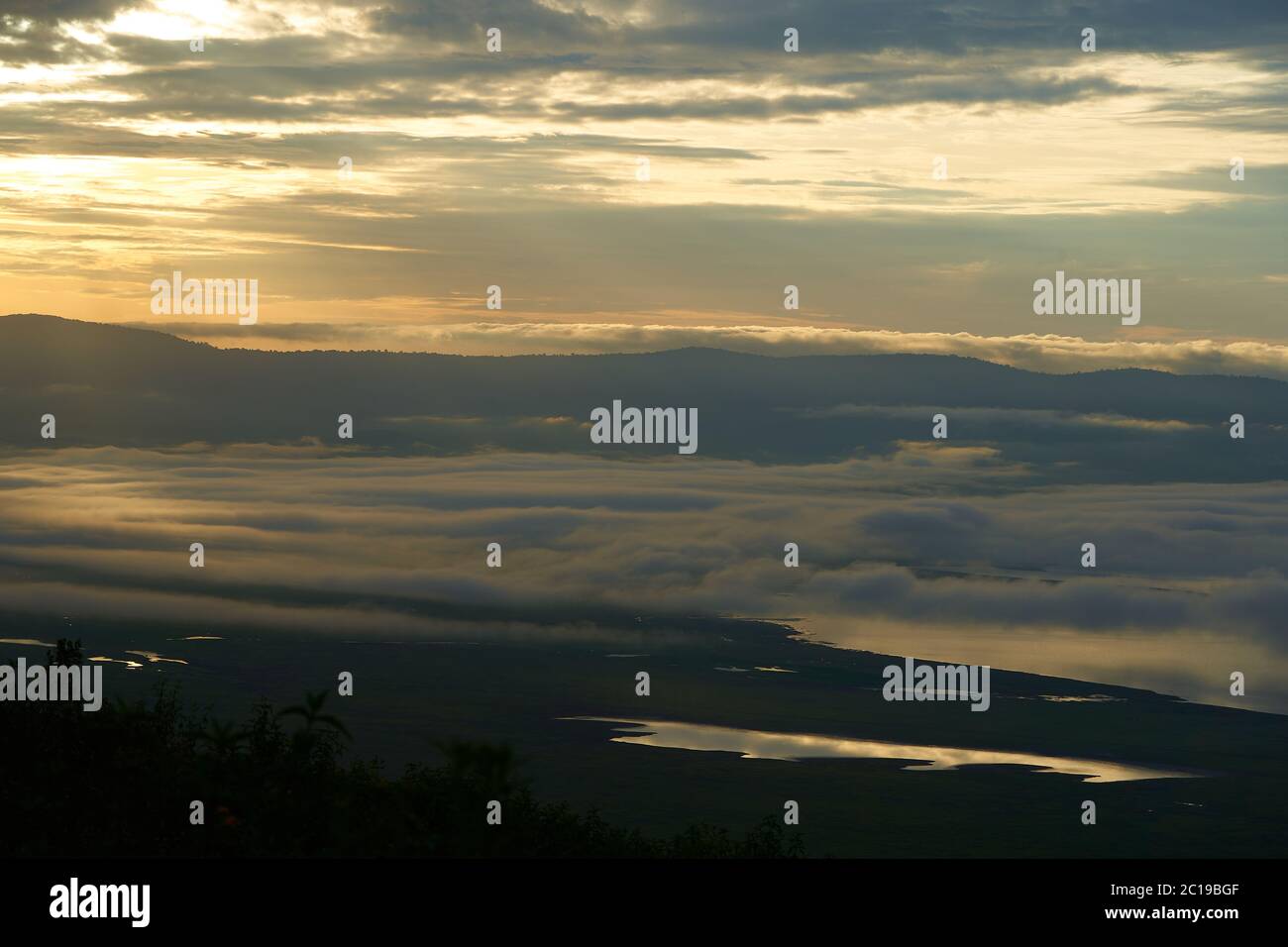 Ngorongoro Crater Tanzania Serengeti África mañana paisaje paisaje paisaje escénico amanecer Foto de stock