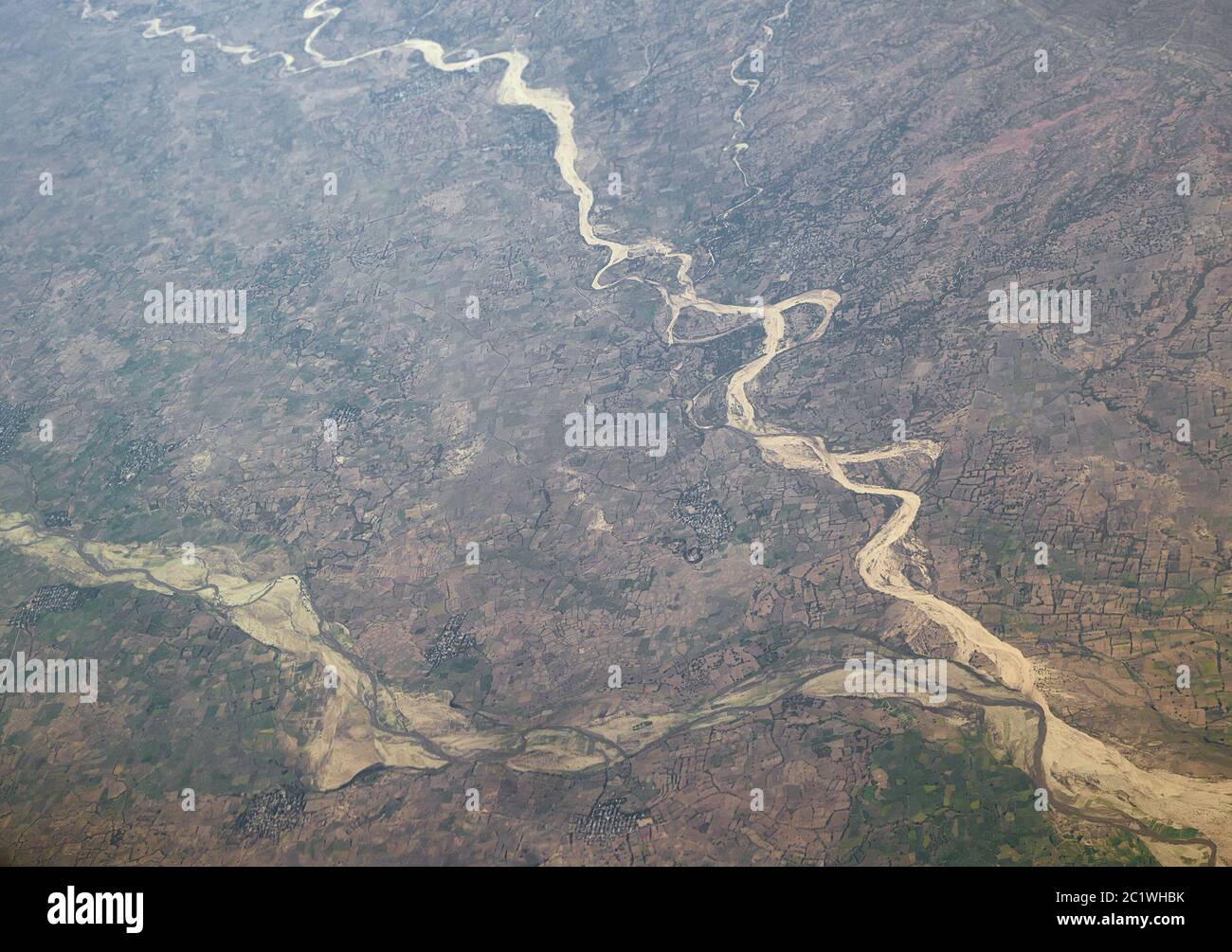 Vista de tierra seca desde el avión Foto de stock