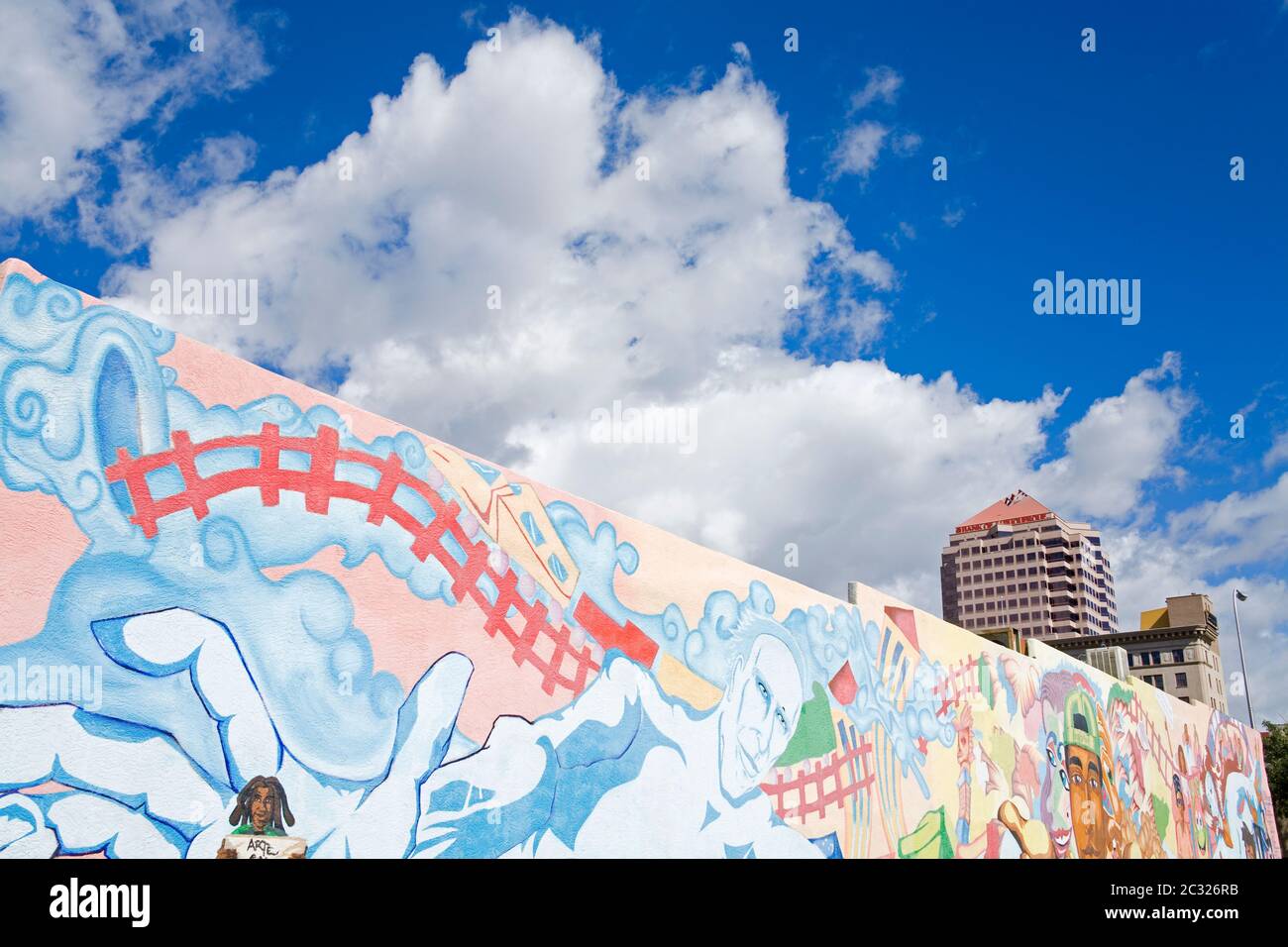 Mural en la calle 2 por Antonio lente,Albuquerque,Nuevo México,EE.UU Foto de stock