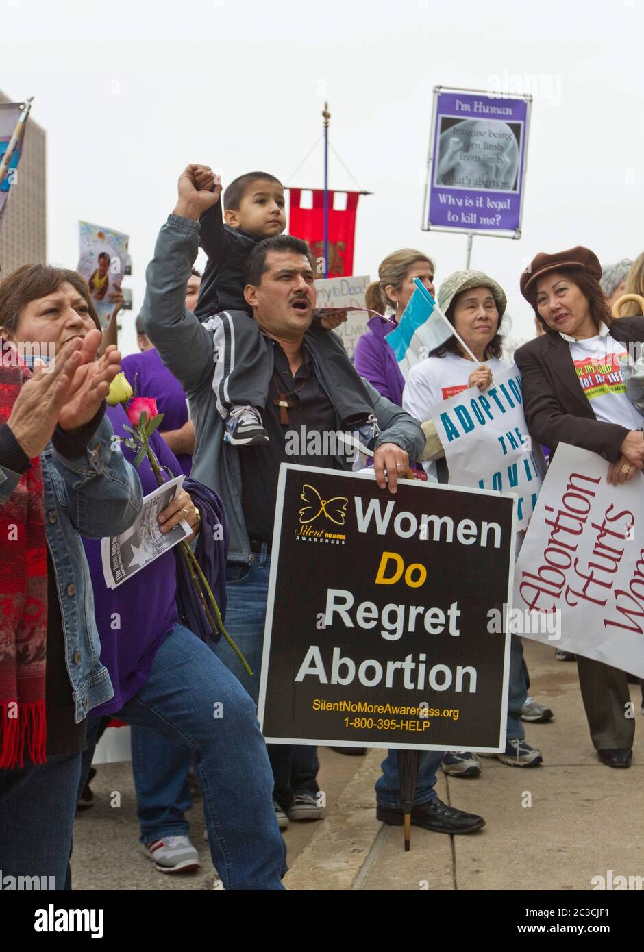 Defensores anti-aborto y pro-vida asisten al mitin en el Capitolio de Texas en Austin, Texas. ©MKC/Bob Daemmrich Photography, Inc Foto de stock