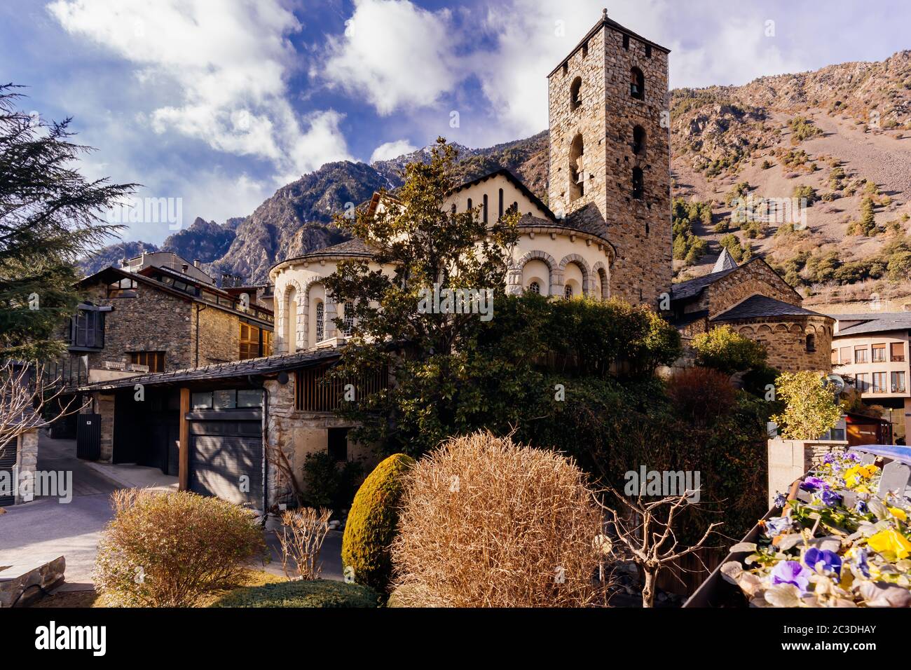 Iglesia de Sant Esteve en Andorra la Vella Foto de stock