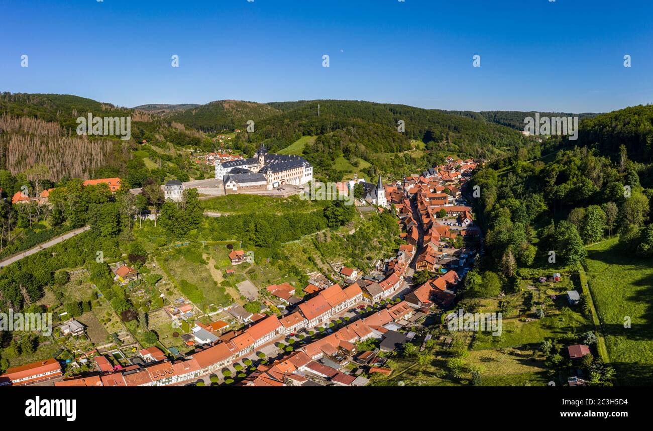 Stolberg en la ciudad europea de las montañas de Harz Foto de stock