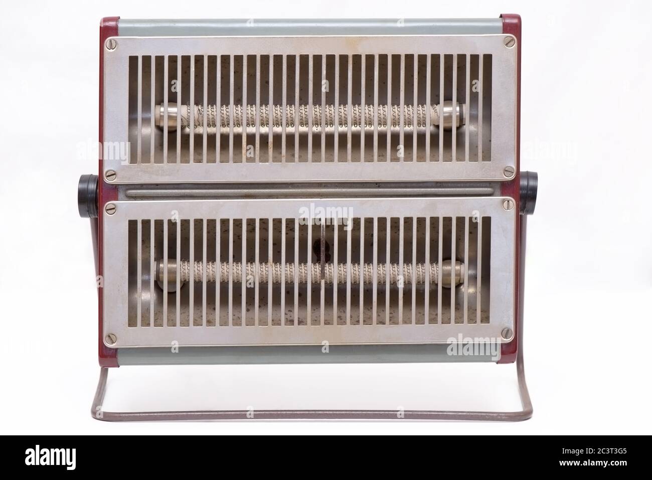 Old electric heater fotografías e imágenes de alta resolución - Alamy
