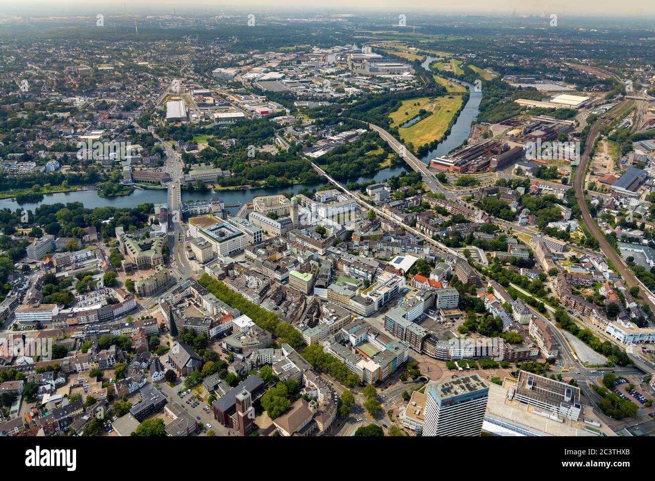 Vista de la ciudad vieja, distrito Altstadt I, 21.07.2019, vista aérea, Alemania, Renania del Norte-Westfalia, Área de Ruhr, Muelheim/Ruhr Foto de stock