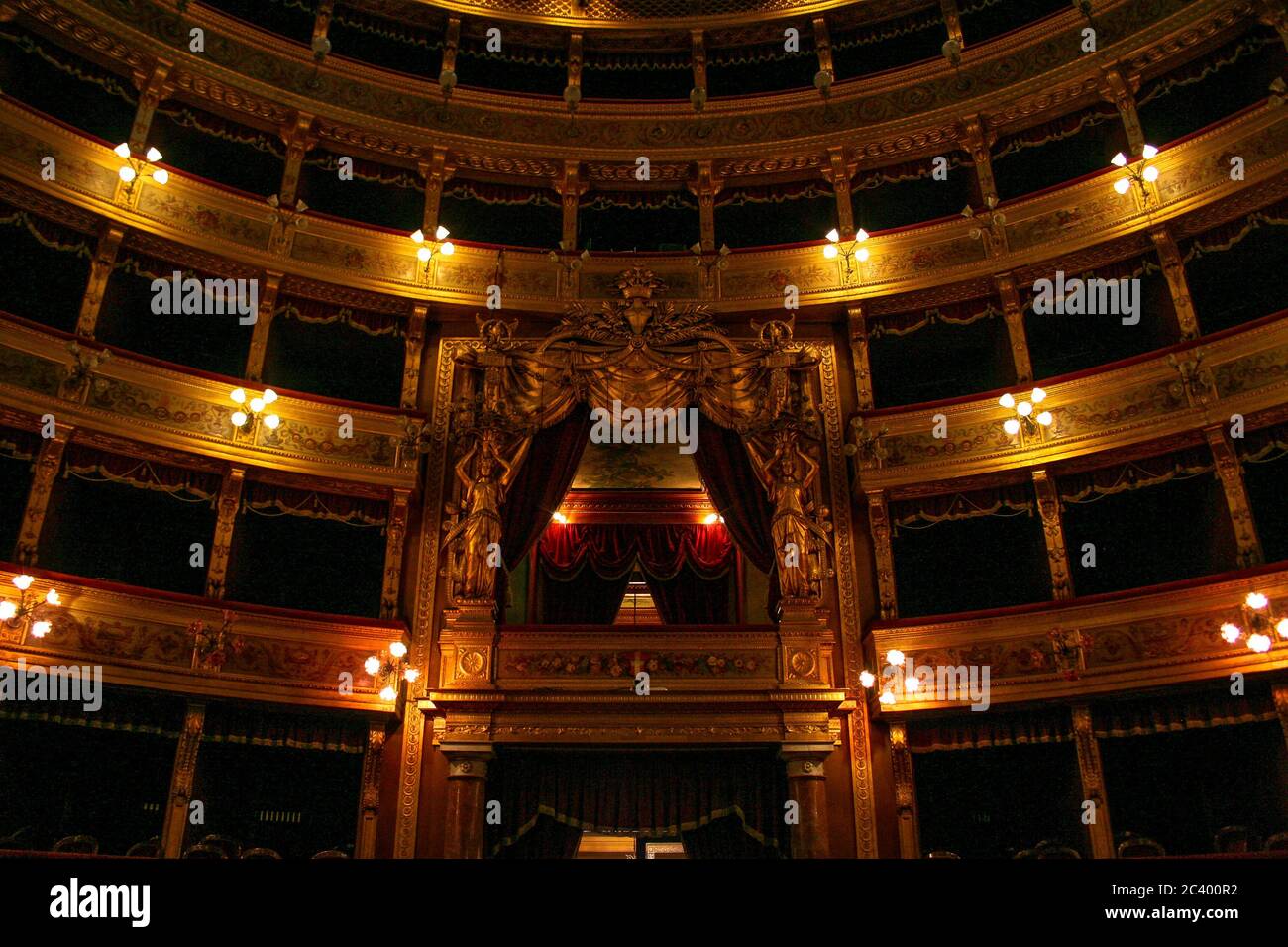 Interior del extraordinario Teatro Massimo en Palermo, etapa de la tercera  parte de 'el Padrino'. (Italia Fotografía de stock - Alamy