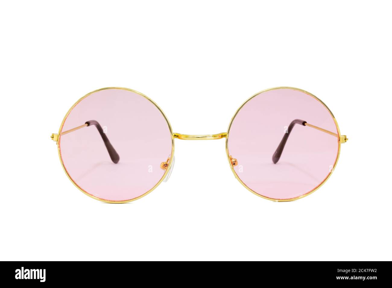 Gafas de sol ovaladas de estilo urbano con marco delgado de metal dorado,  lentes rosa claro, aisladas sobre fondo blanco, vista frontal Fotografía de  stock - Alamy