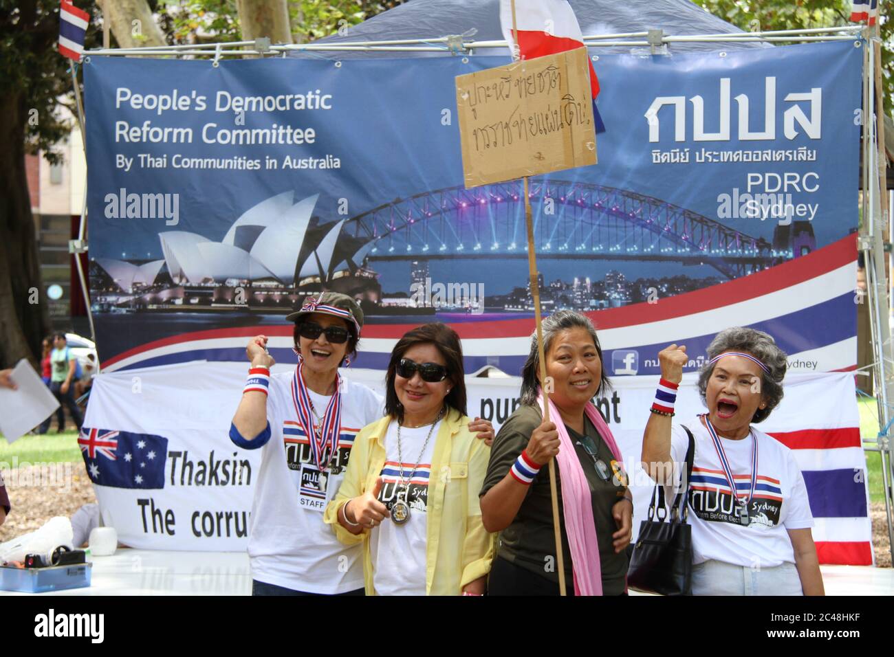 El pueblo tailandés protesta en Belmore Park, Sydney en solidaridad con el Comité de Reforma Democrática Popular (PDRC) ‘ocupar Bangkok’. Foto de stock