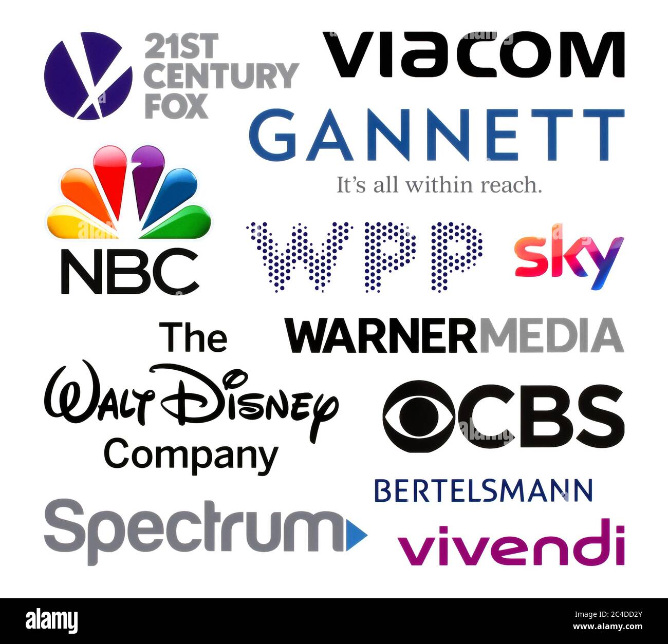 Kiev, Ucrania - 23 de febrero de 2020: Colección de logotipos de las mayores compañías de radiodifusión del mundo, como: 21st Century Fox, Viacom, Gannet, NBC, WPP, Foto de stock
