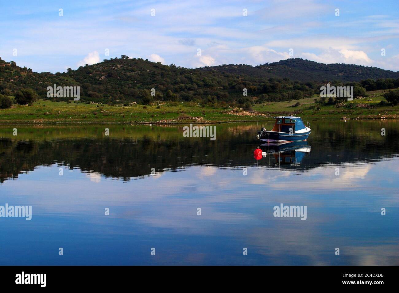 El Mayor Lago Artificial De Europa Fotos E Imagenes De Stock Alamy