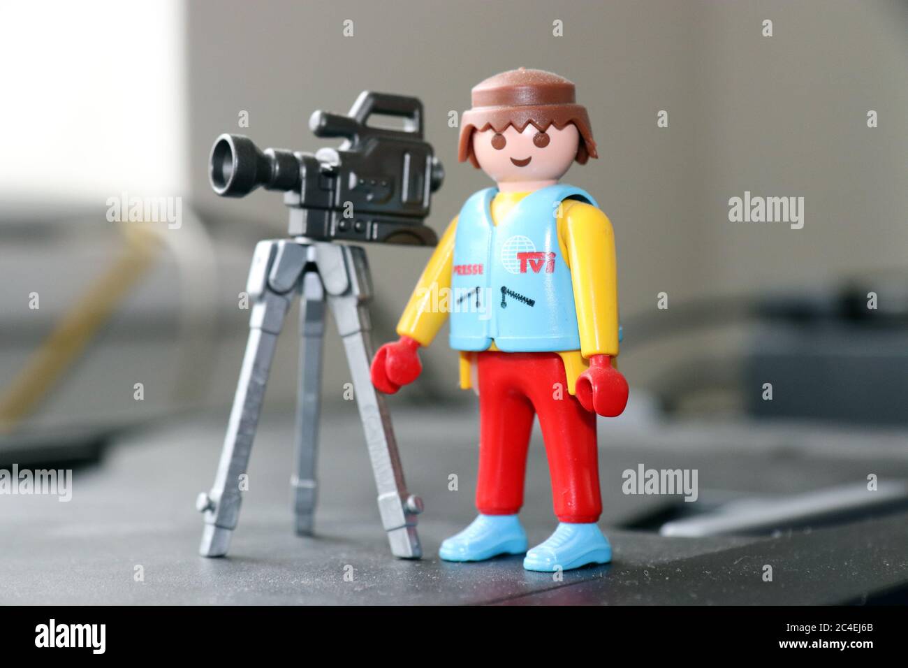 Cámara de TV Playmobil Fotografía de stock - Alamy