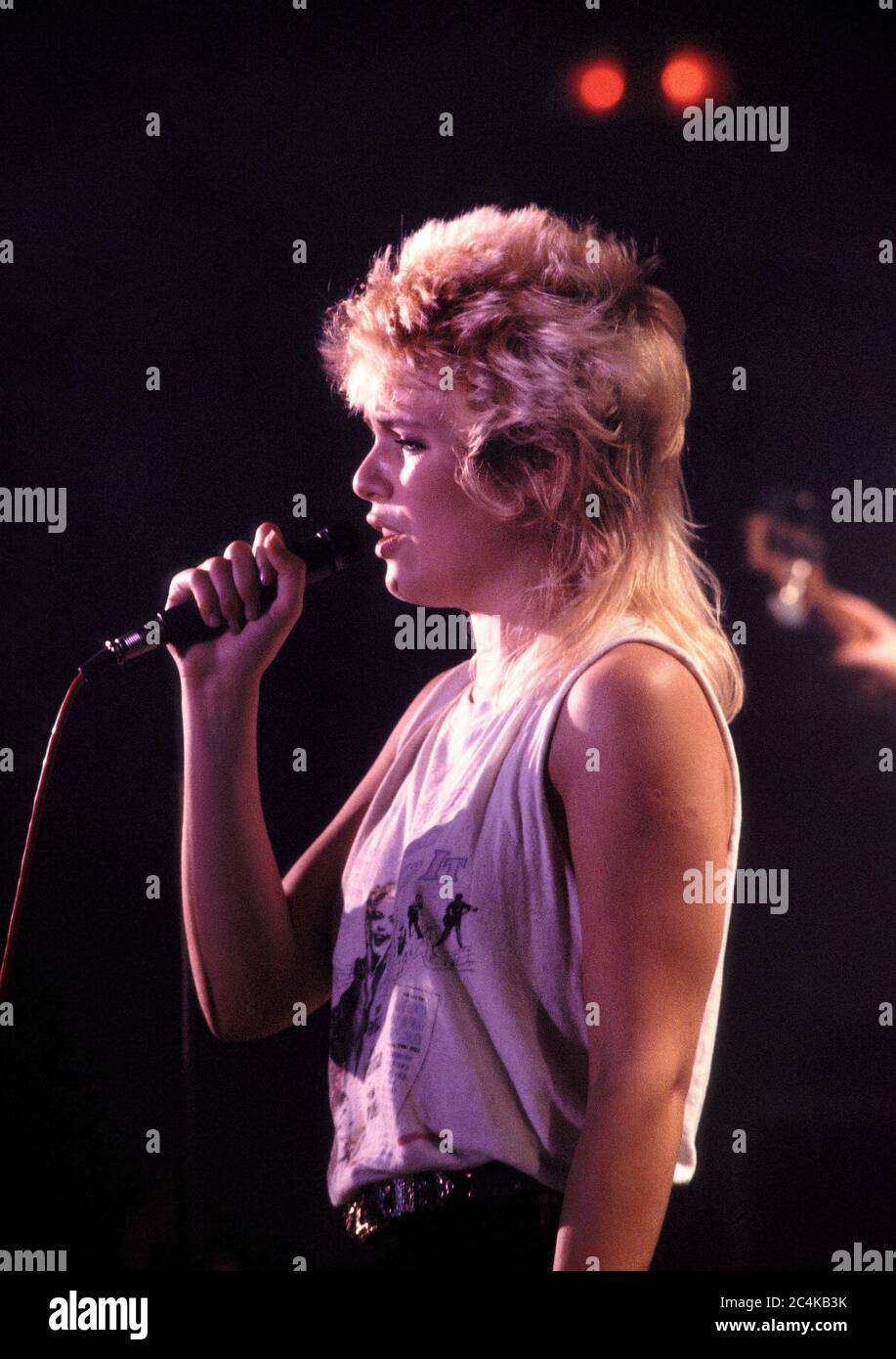 Kim Wilde en concierto 1983 Foto de stock
