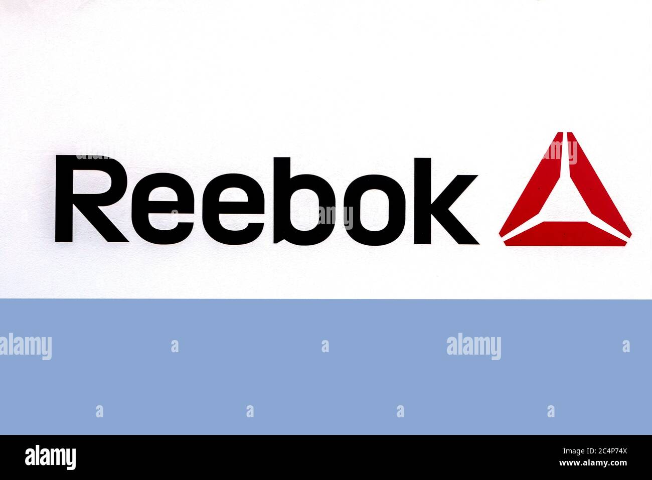 Herzogenaurach - AUG 13: Logotipo de Reebok el 13 DE AGOSTO de 2017 en ALEMANIA, Reebok es una compañía mundial de calzado y ropa, opera como un sub de stock - Alamy